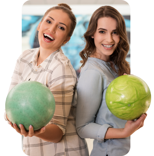 alt.bowling woman with ball